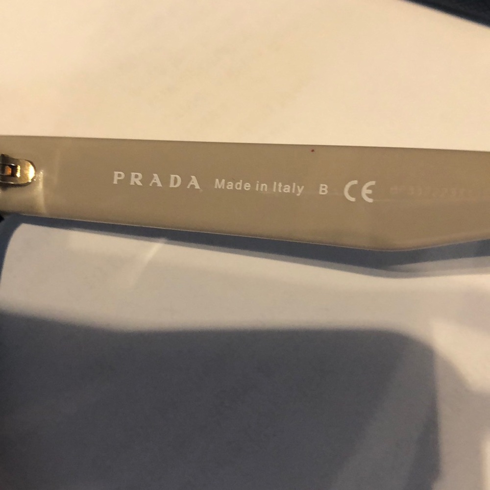 💯AUTH NEW STUNNING PRADA SUNGLASSES 🕶 😎🇮🇹 - Picture 4 of 7